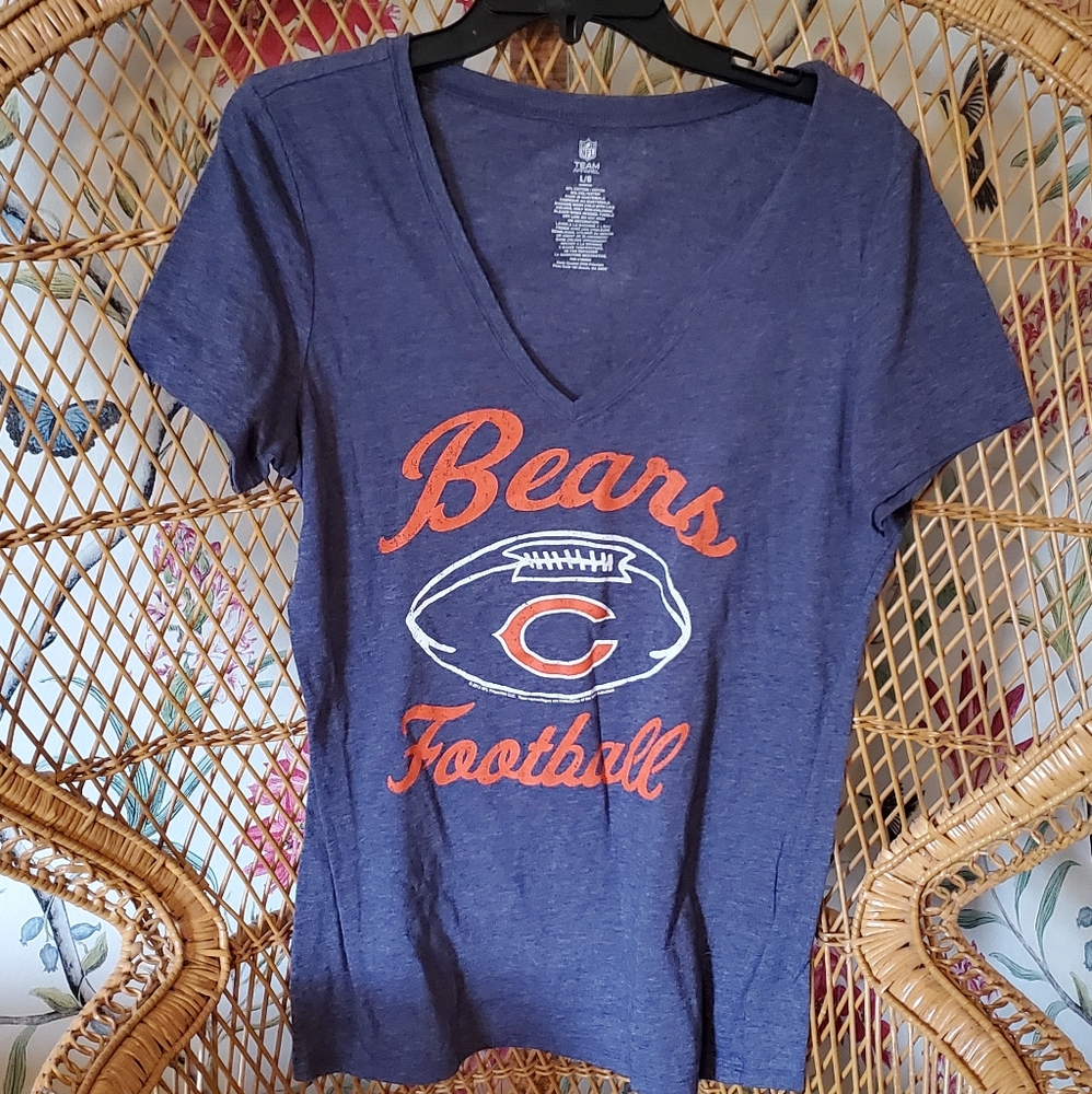Women's Chicago bears NFL shirt size large